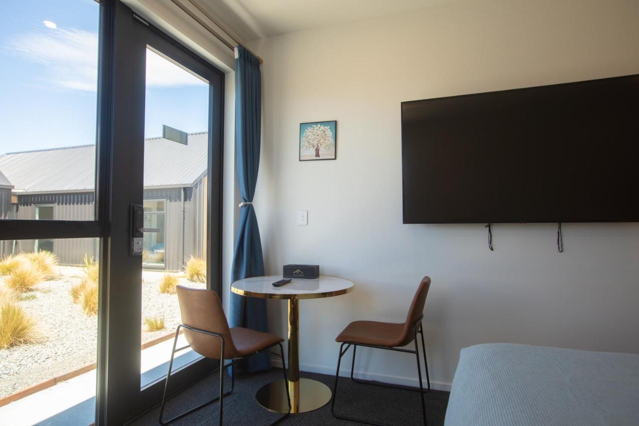 Luminous Tekapo Hotel Lake Tekapo Ngoại thất bức ảnh