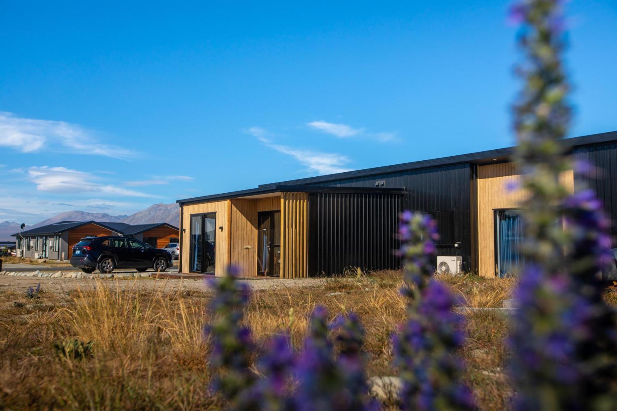Luminous Tekapo Hotel Lake Tekapo Ngoại thất bức ảnh