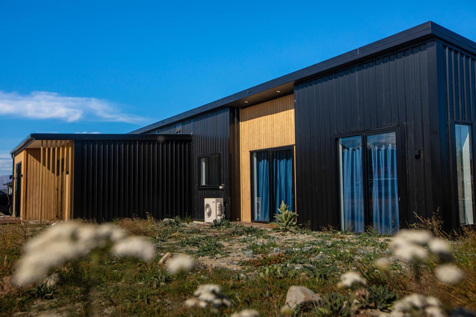 Luminous Tekapo Hotel Lake Tekapo Ngoại thất bức ảnh